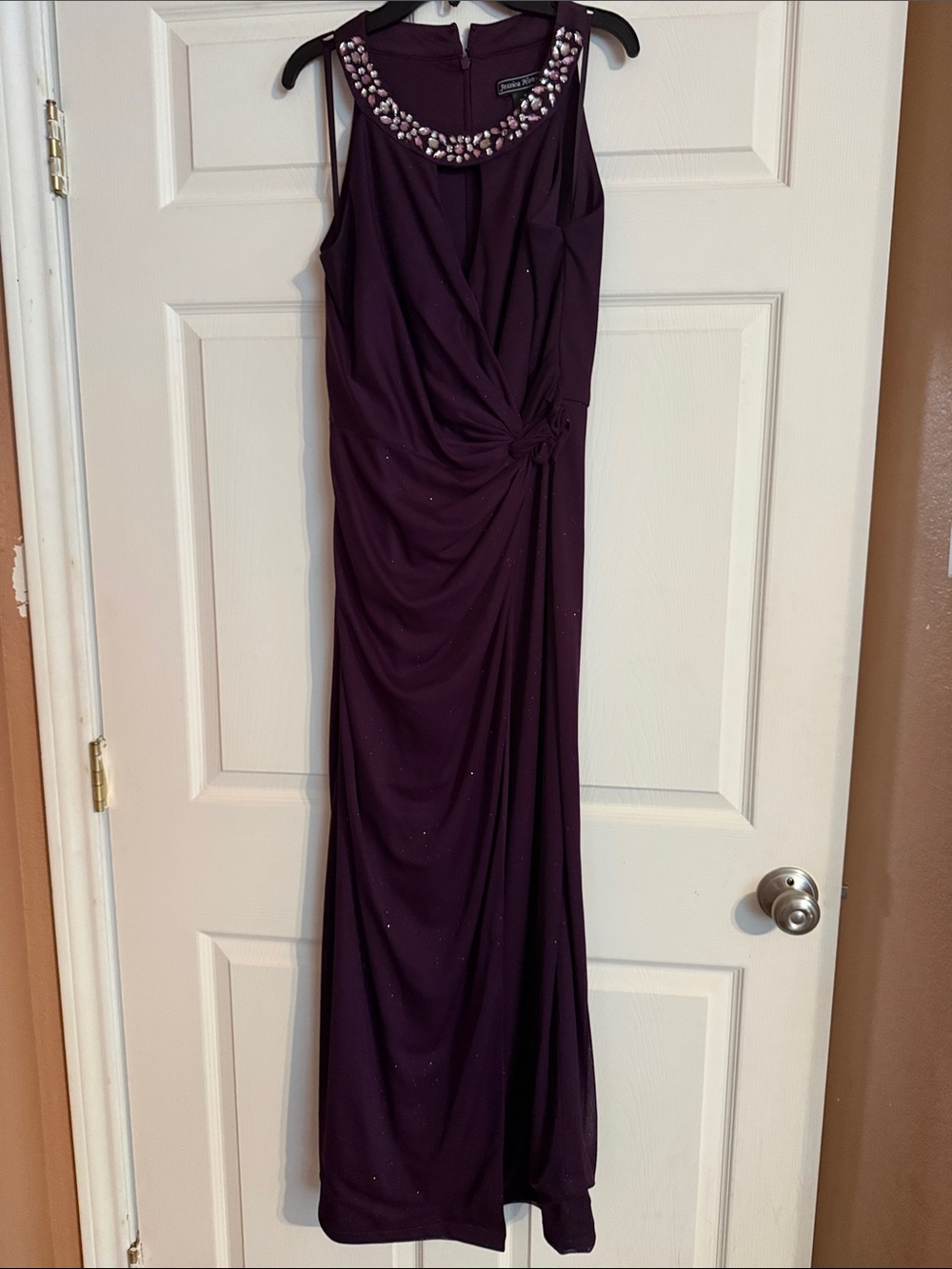 Jessica Howard Jewel-Neck Sleeveless Gown in Plum